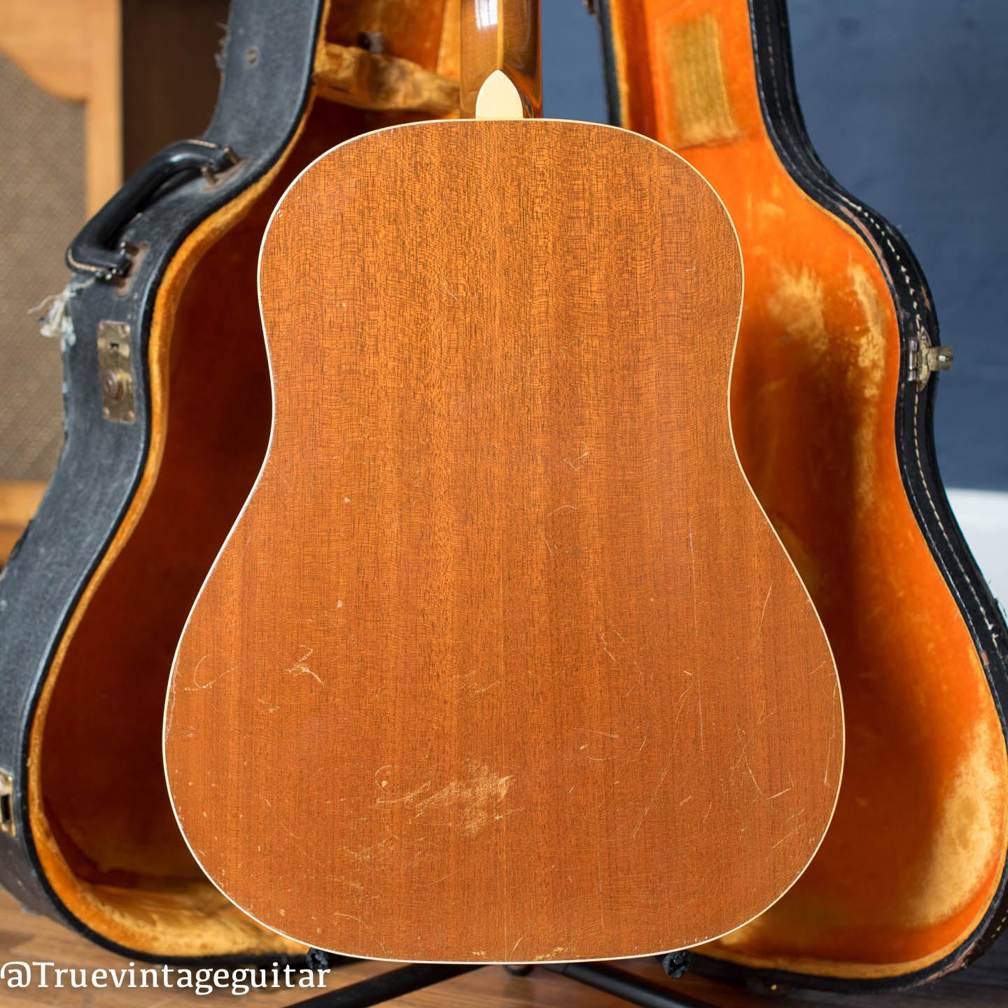 Gibson J-50 body, J-45, Epiphone Texan guitar 1958
