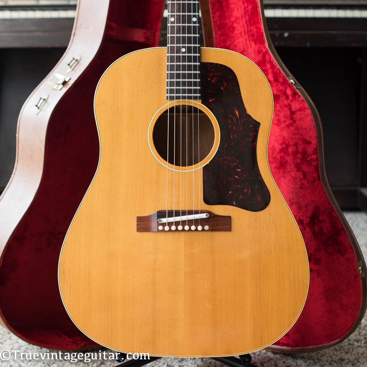 vintage Gibson acoustic guitar 1960s J-50
