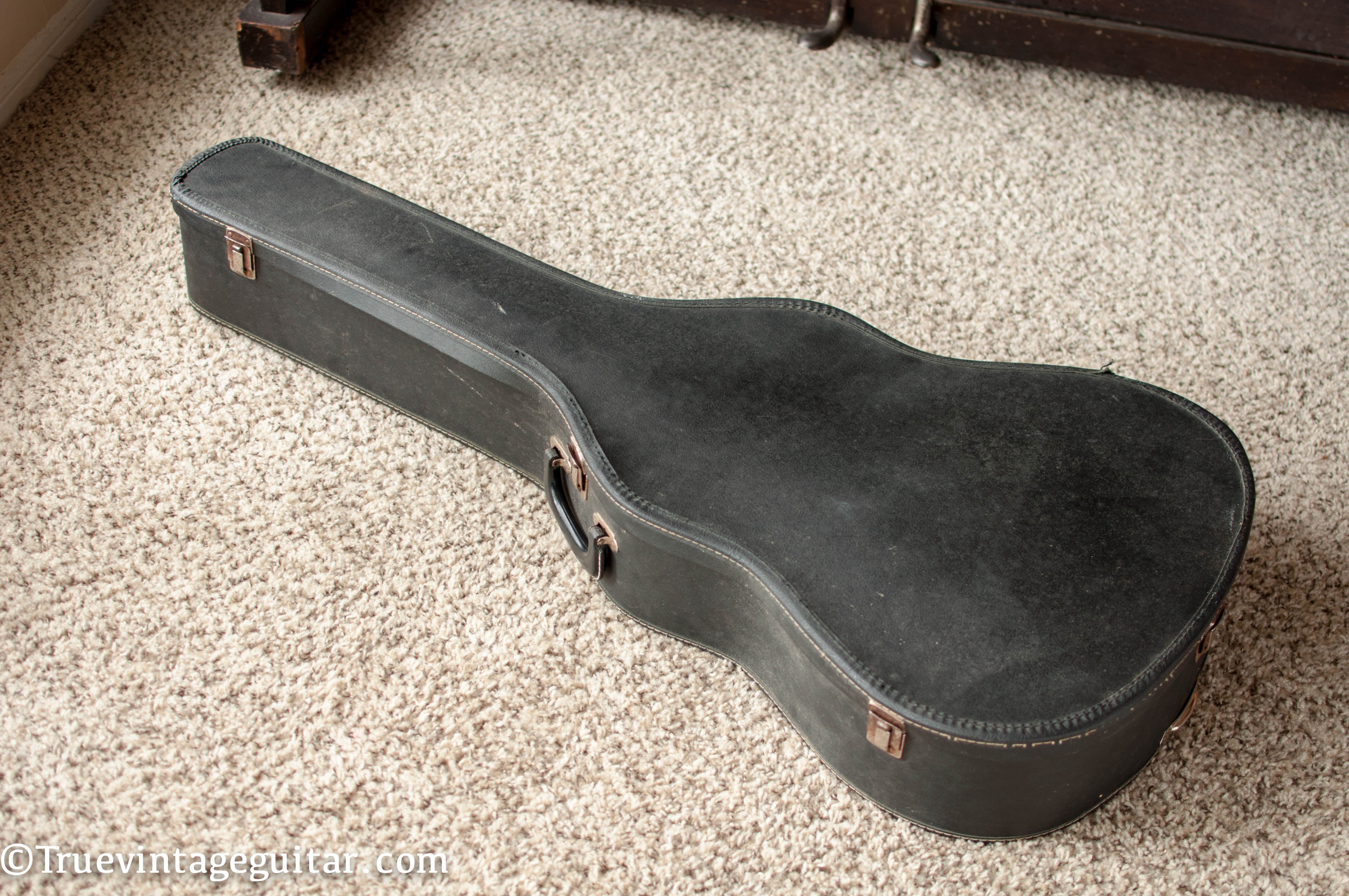 Original case Gibson J-45 1963