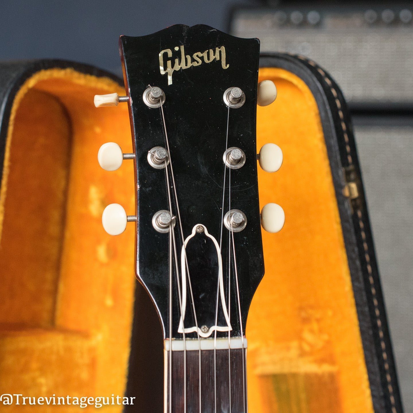 Headstock, 1963 Gibson ES-330 