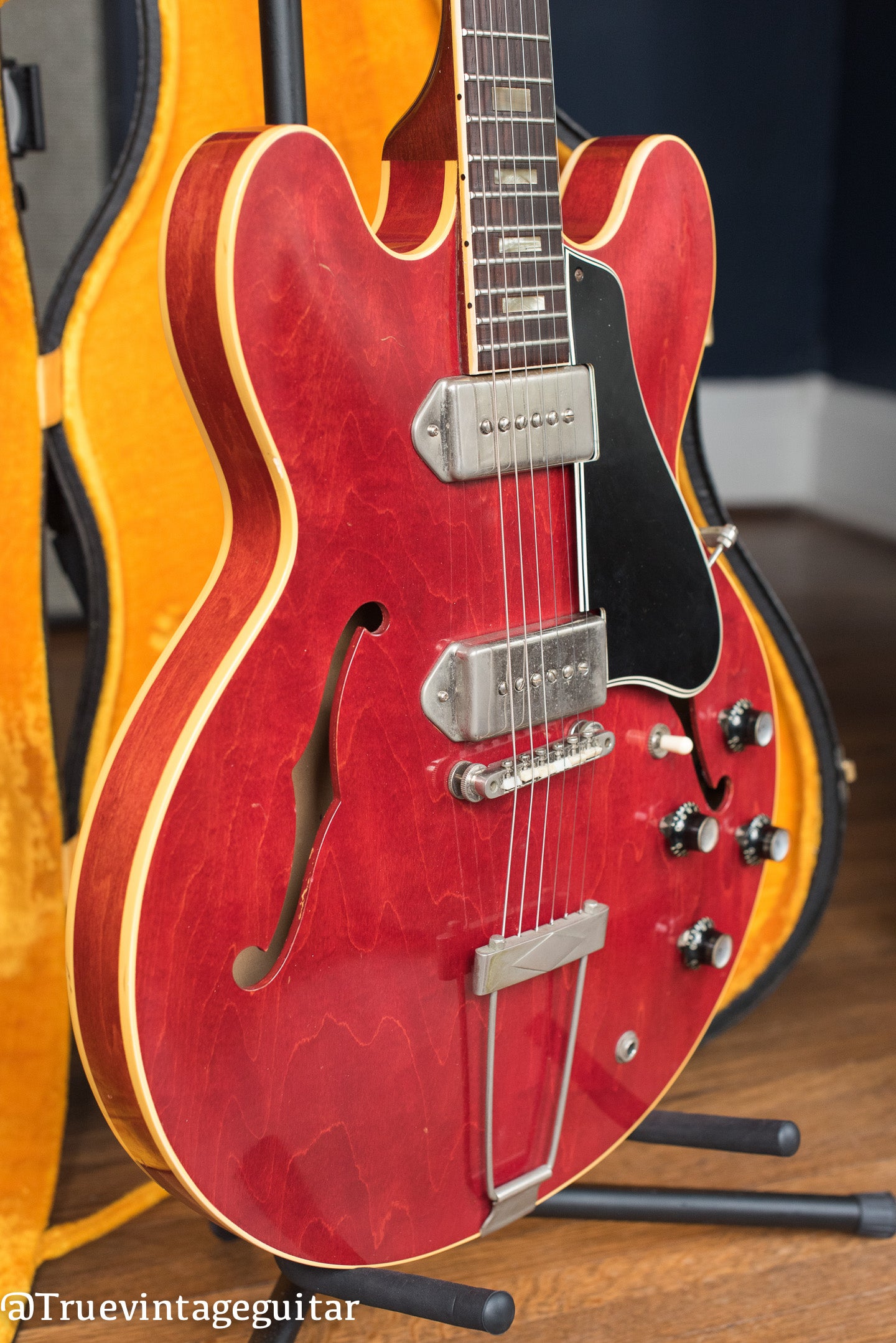 Vintage 1963 Gibson ES-330 guitar