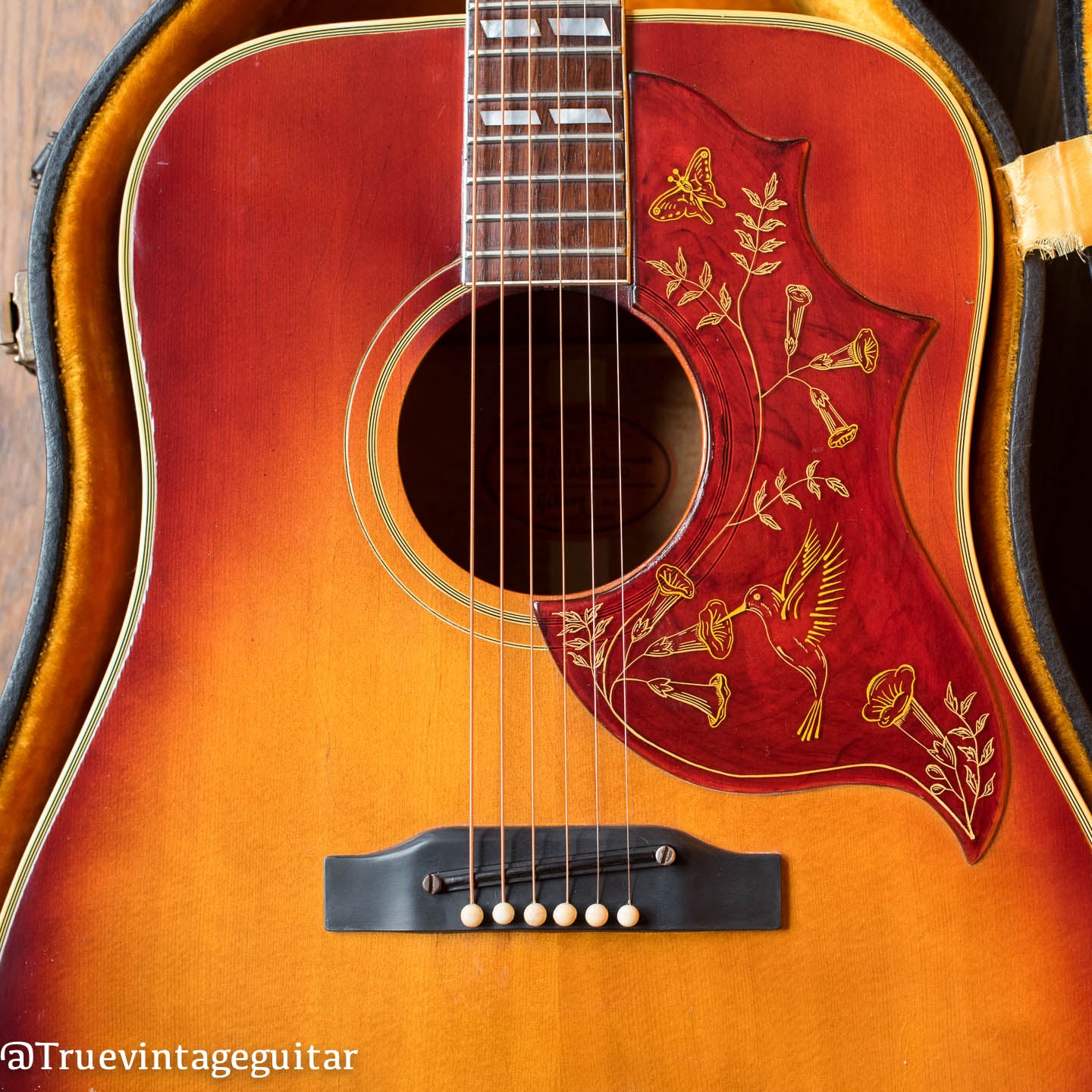 Gibson Hummingbird vintage guitar