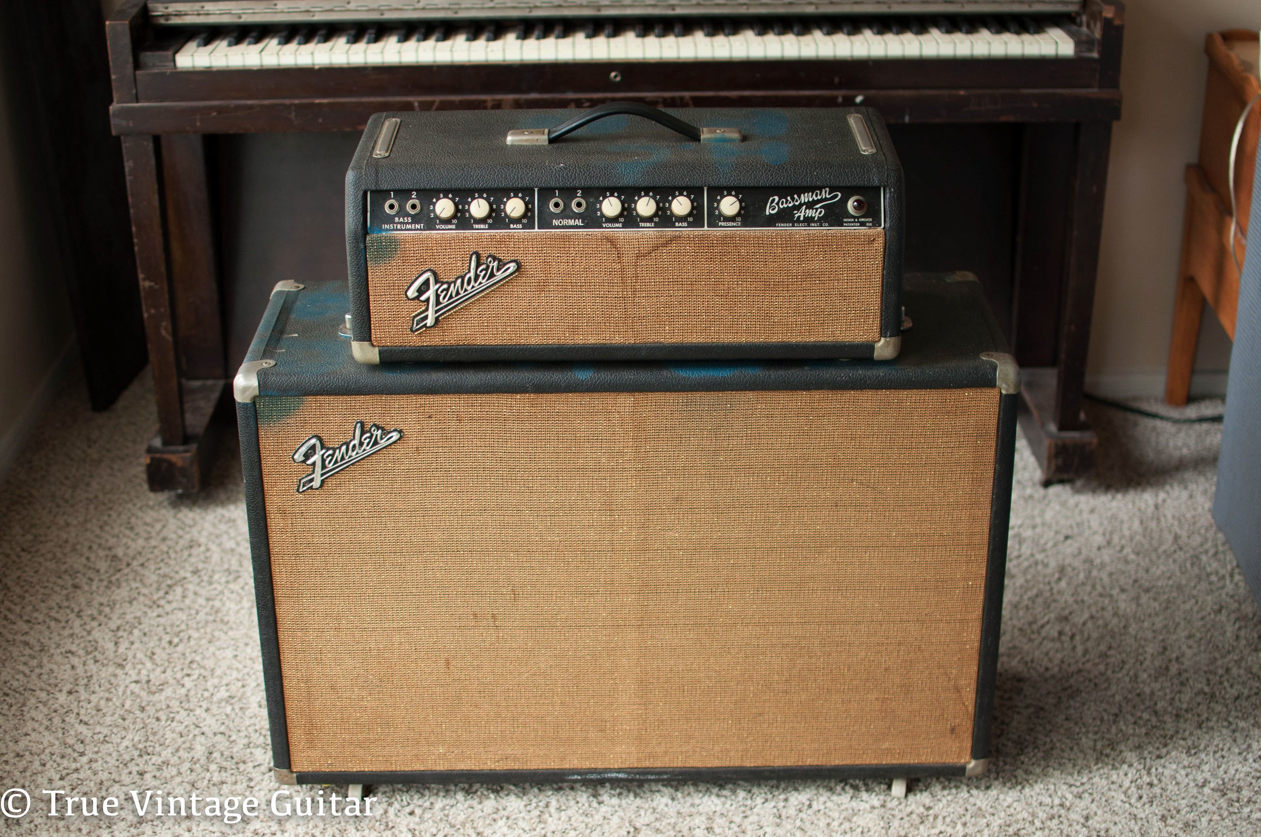 Vintage 1964 Fender Bassman guitar amp amplifier