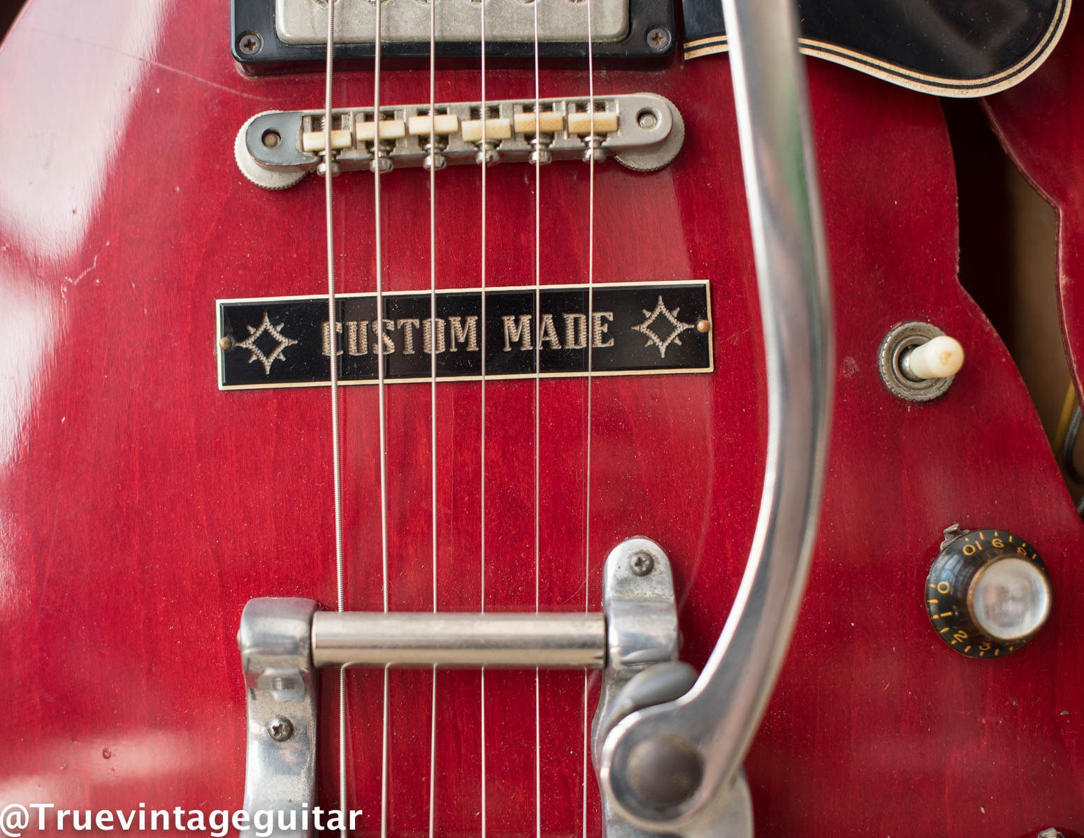 Custom Made plaque, Vintage 1964 Gibson ES-335 guitar, Bigbsy tailpiece