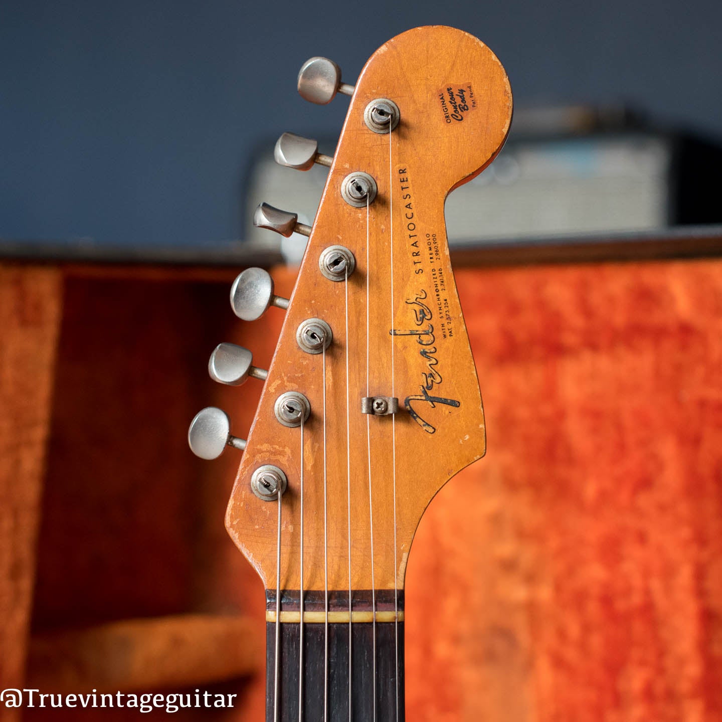 Fender Stratocaster headstock vintage 1964 spaghetti logo