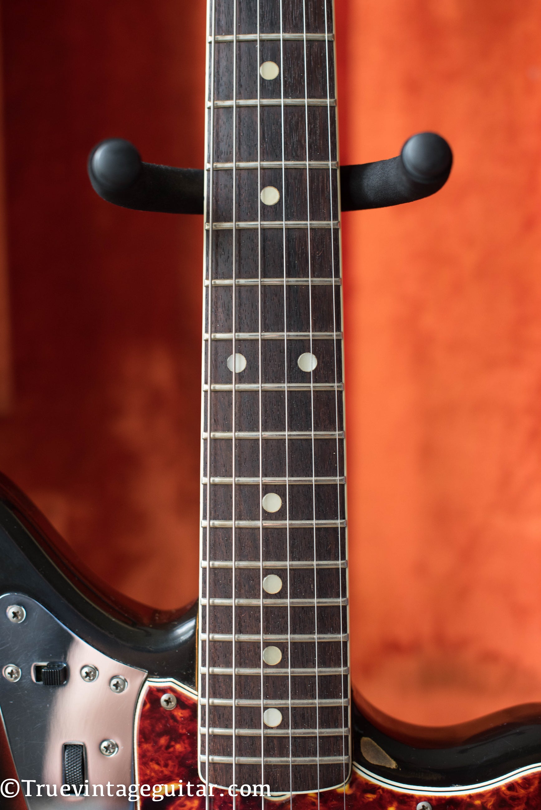 Dots and binding fretboard, vintage Fender Jaguar 1965
