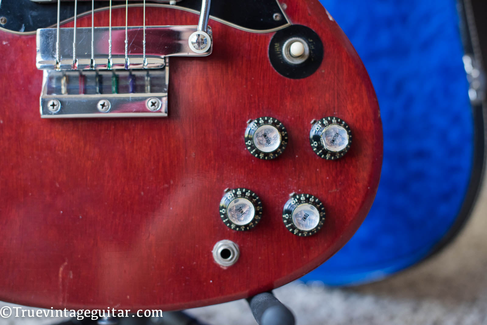 1960s Gibson reflector knobs, SG Special guitar