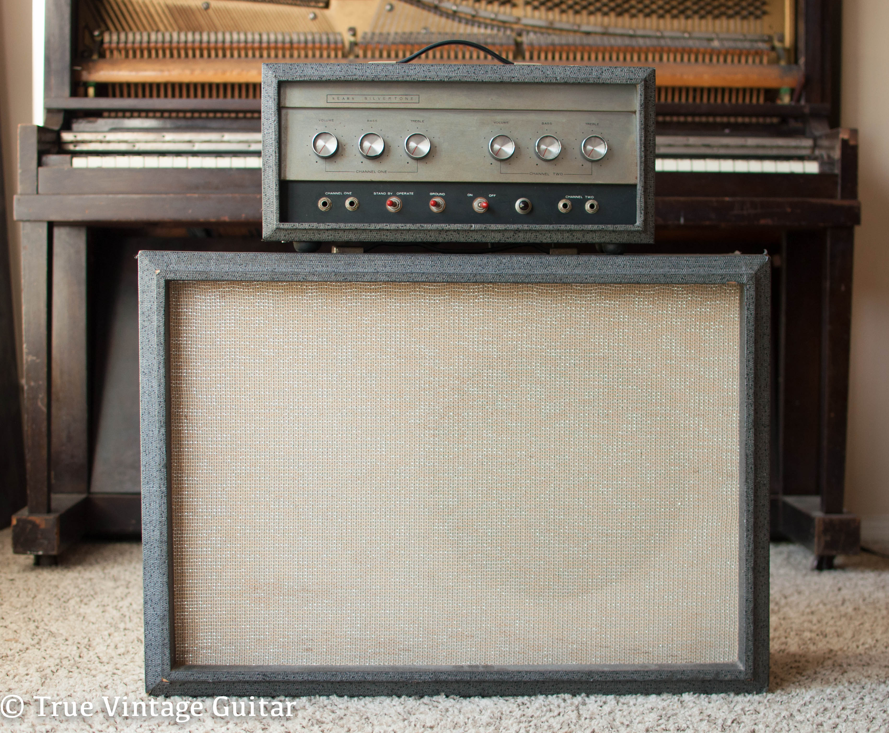 Sears Silvertone 1483 guitar amp vintage 1966