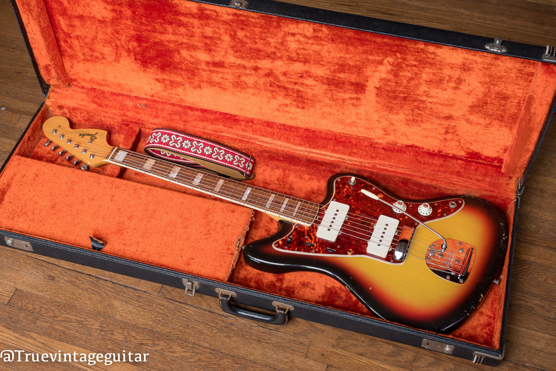 Vintage 1966 Fender Jazzmaster original hard shell case