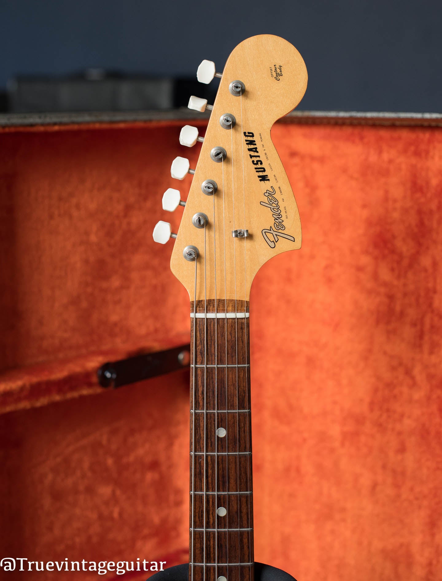 Fender Mustang 1966 slab Rosewood fretboard