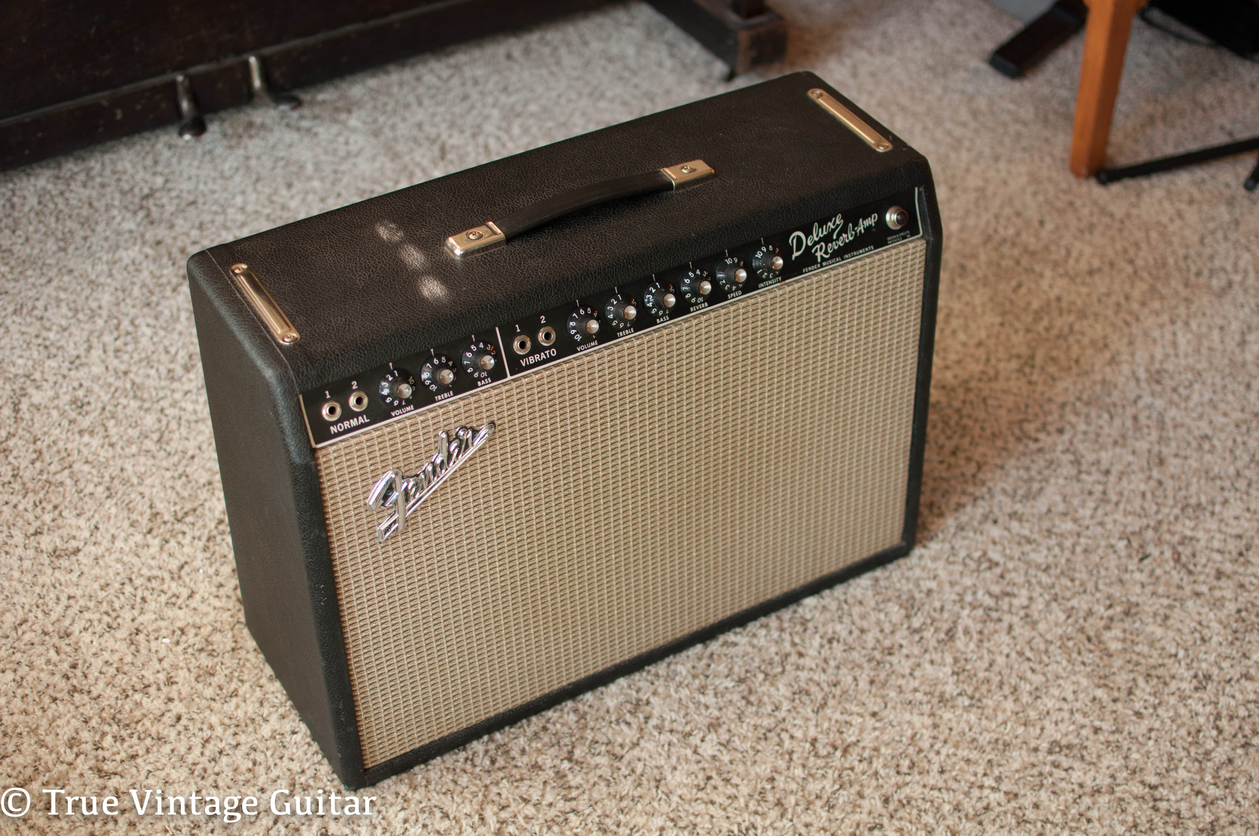 Vintage Fender Deluxe Reverb guitar amplifier 1967