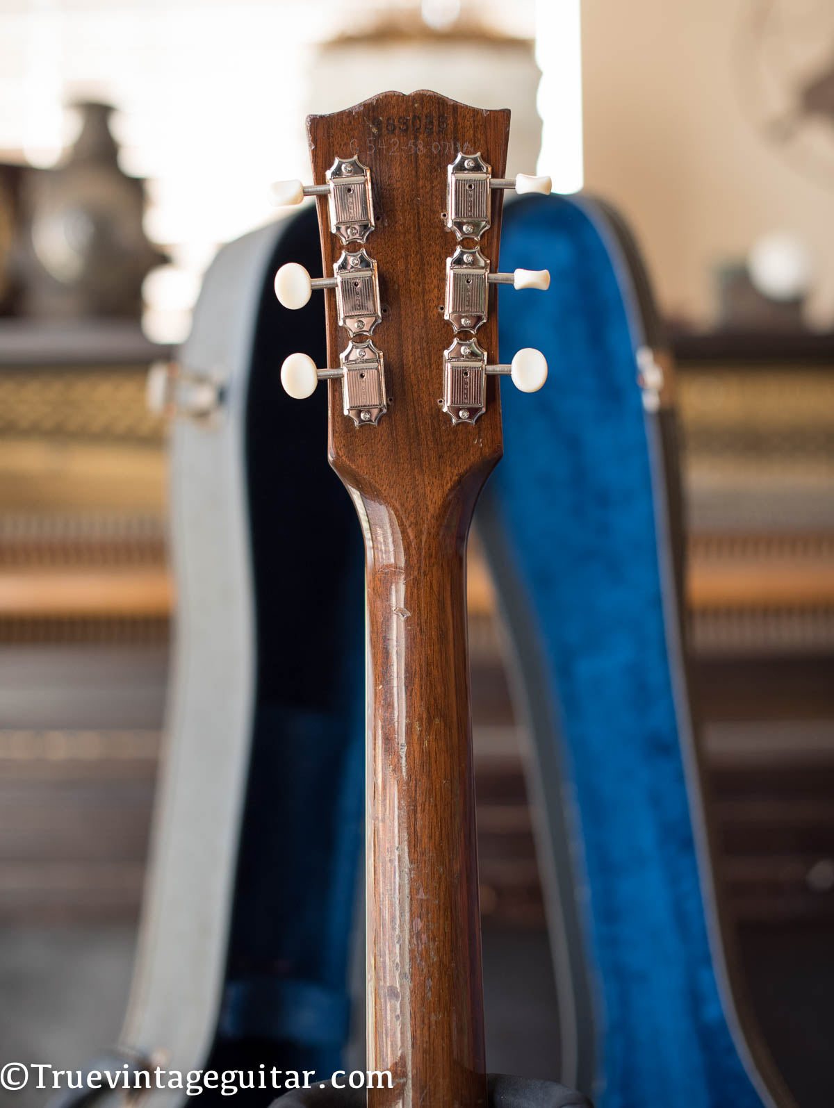 Mahogany neck vintage 1967 Gibson ES-330