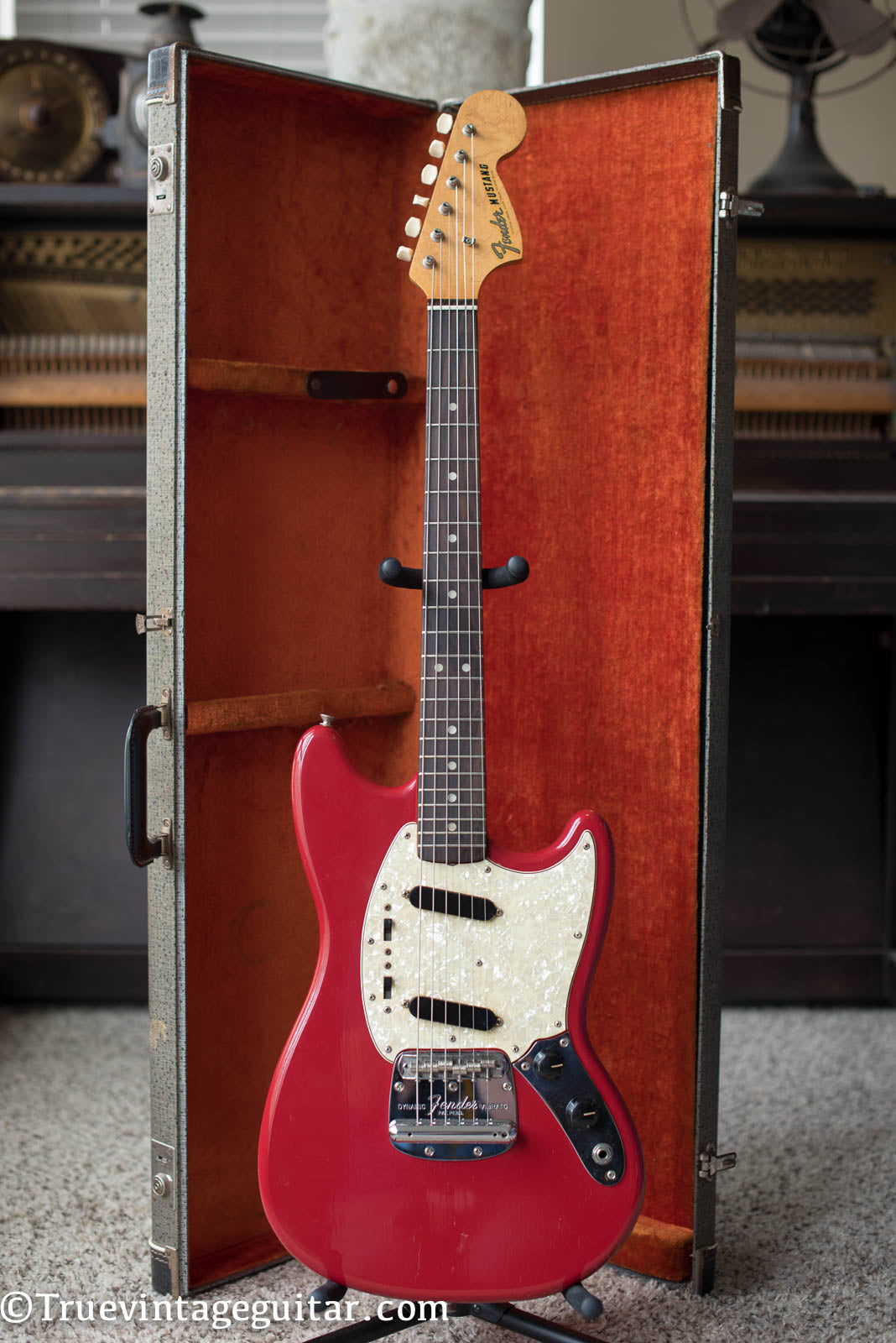 Fender Mustang Red vintage electric guitar 1968