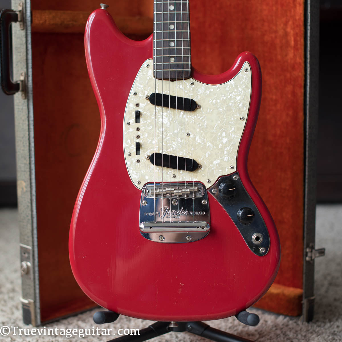 Fender Mustang vintage red 1968 guitar