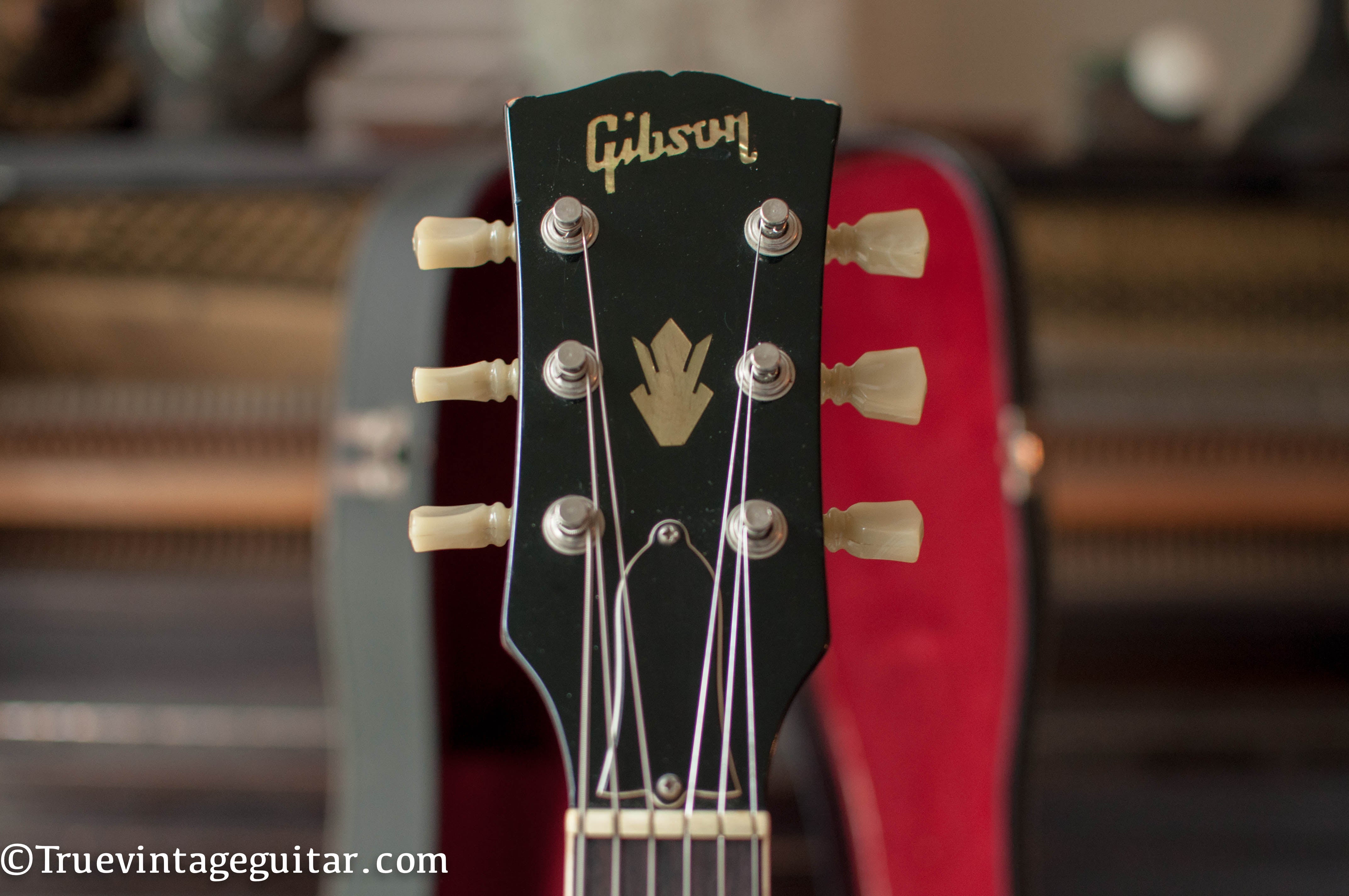 Pearl Gibson headstock logo, vintage Gibson ES-335