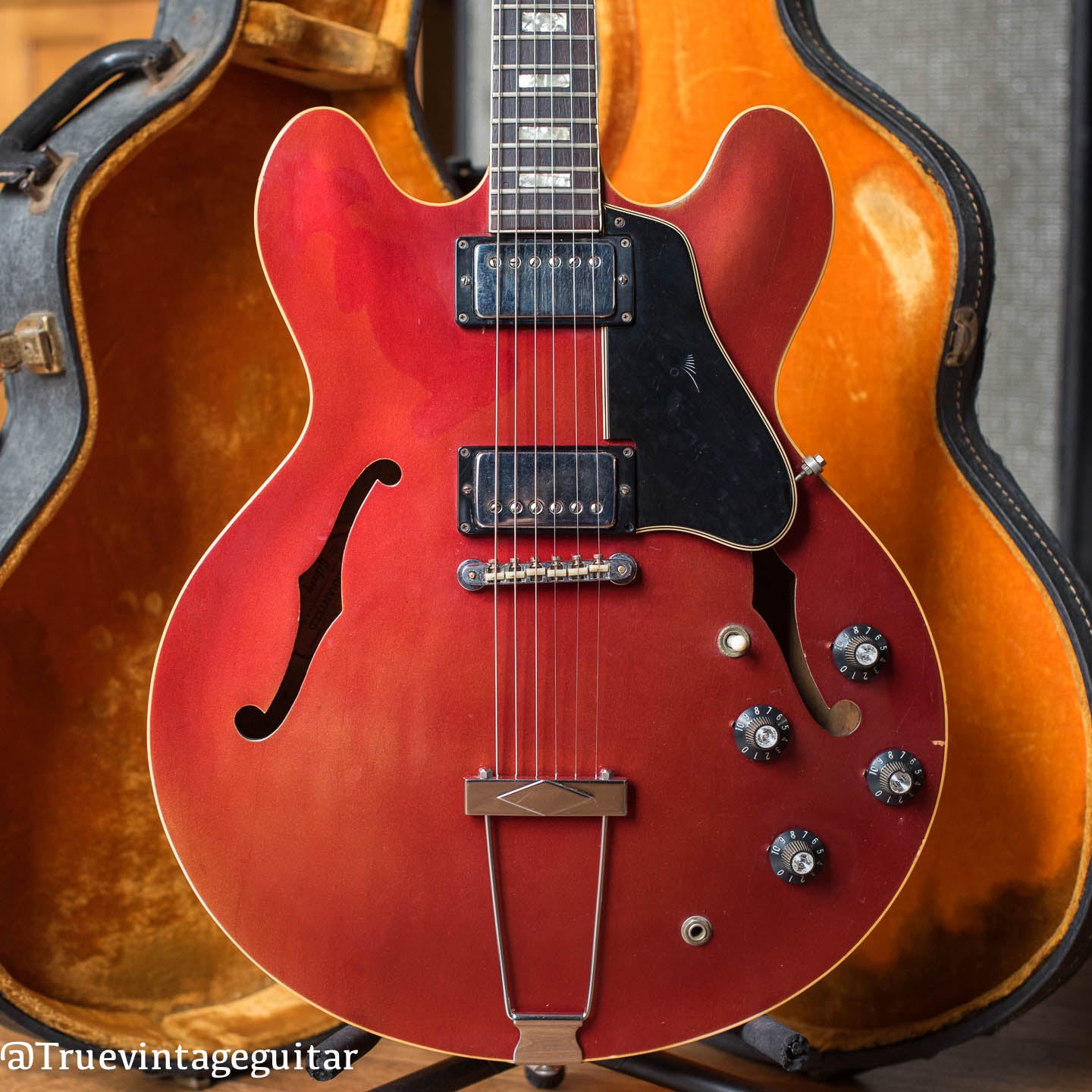 1968 Gibson ES-335TD Sparkling Burgundy, body, pickups