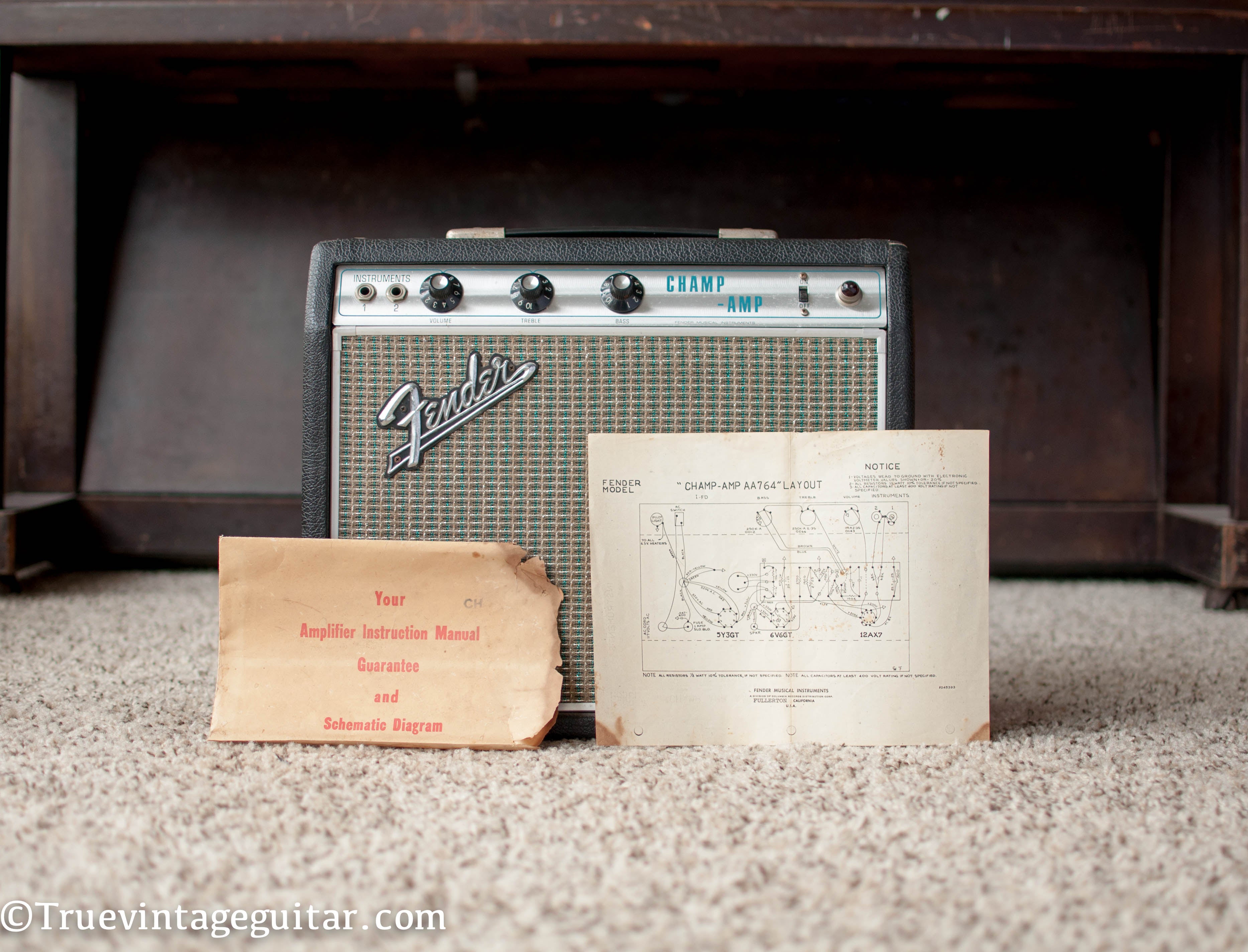 1969 Fender Champ guitar amp with schematic