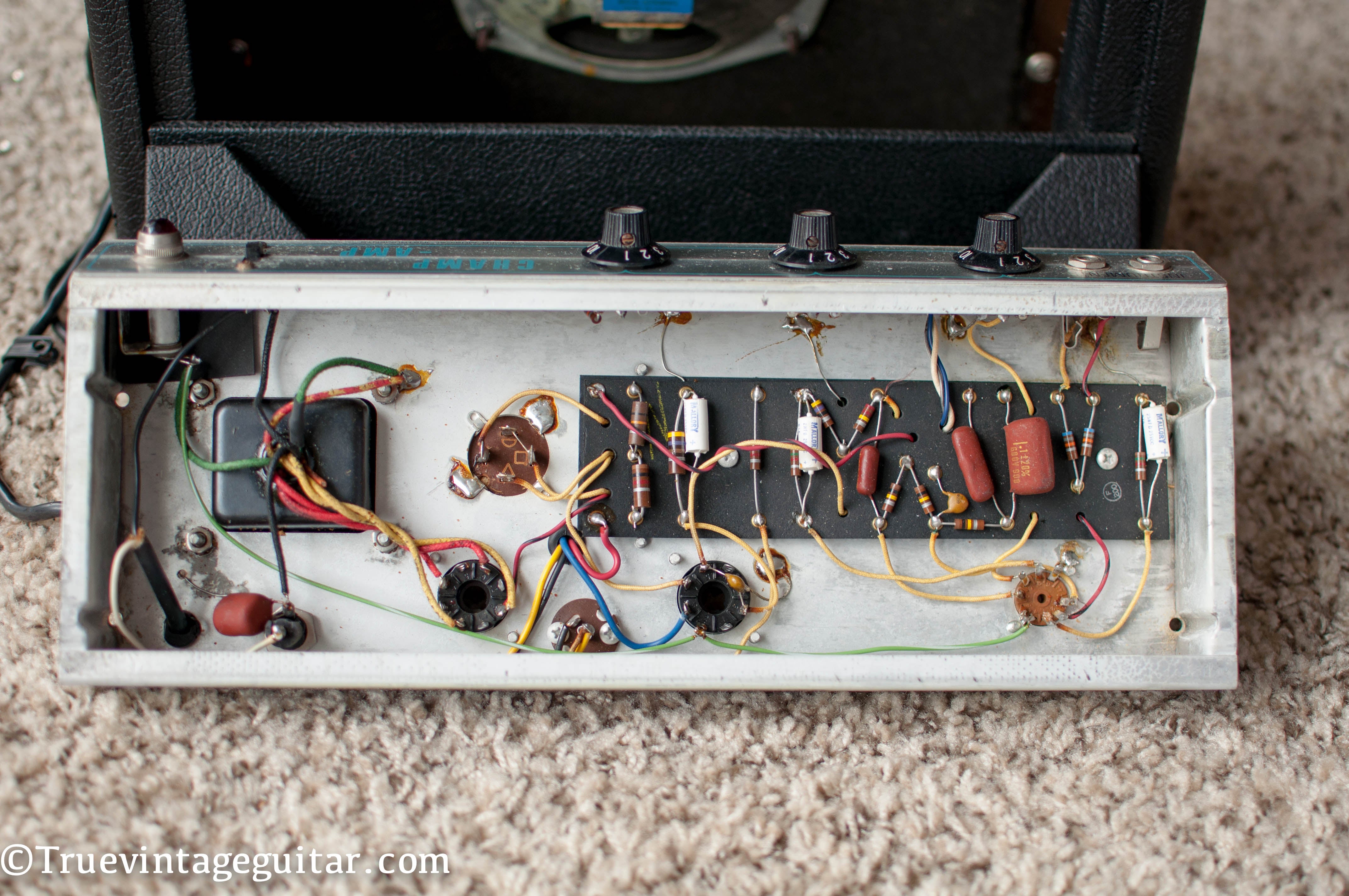 chassis, circuit, 1969 Fender Champ