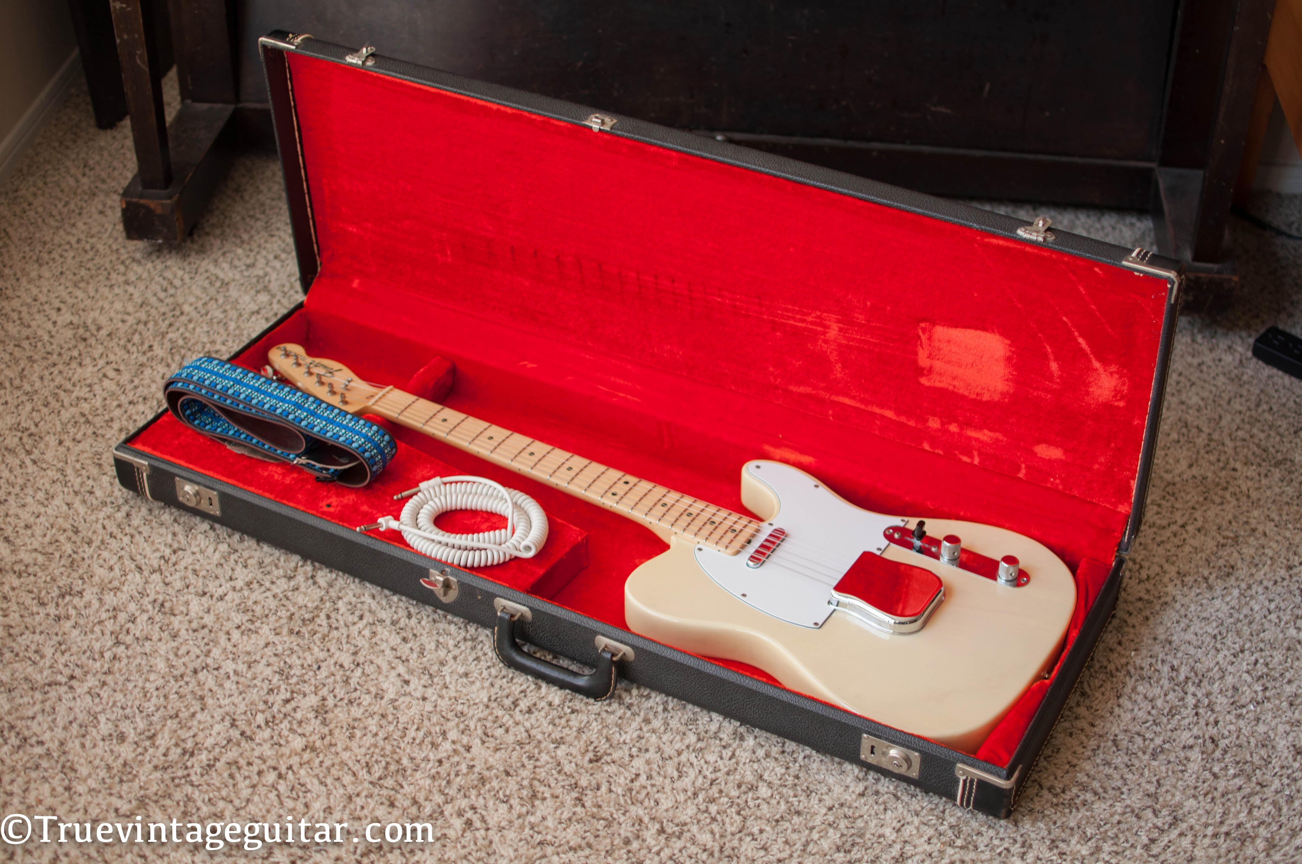 Vintage 1973 Fender Telecaster guitar original case