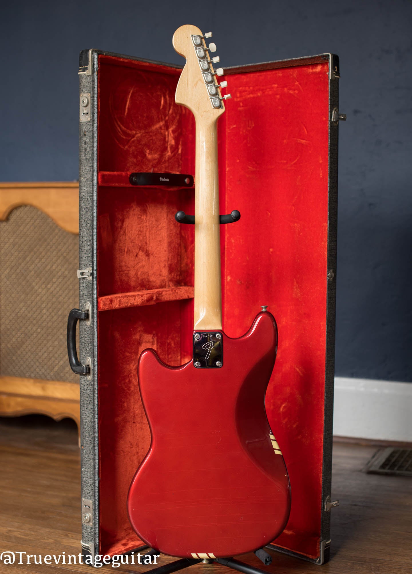 Fender Mustang vintage guitar Red 1970s
