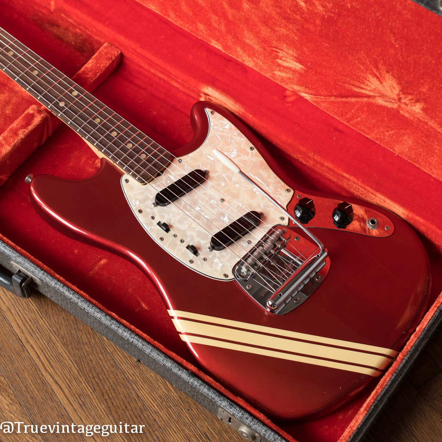 vintage guitar, electric, Fender Mustang 1974