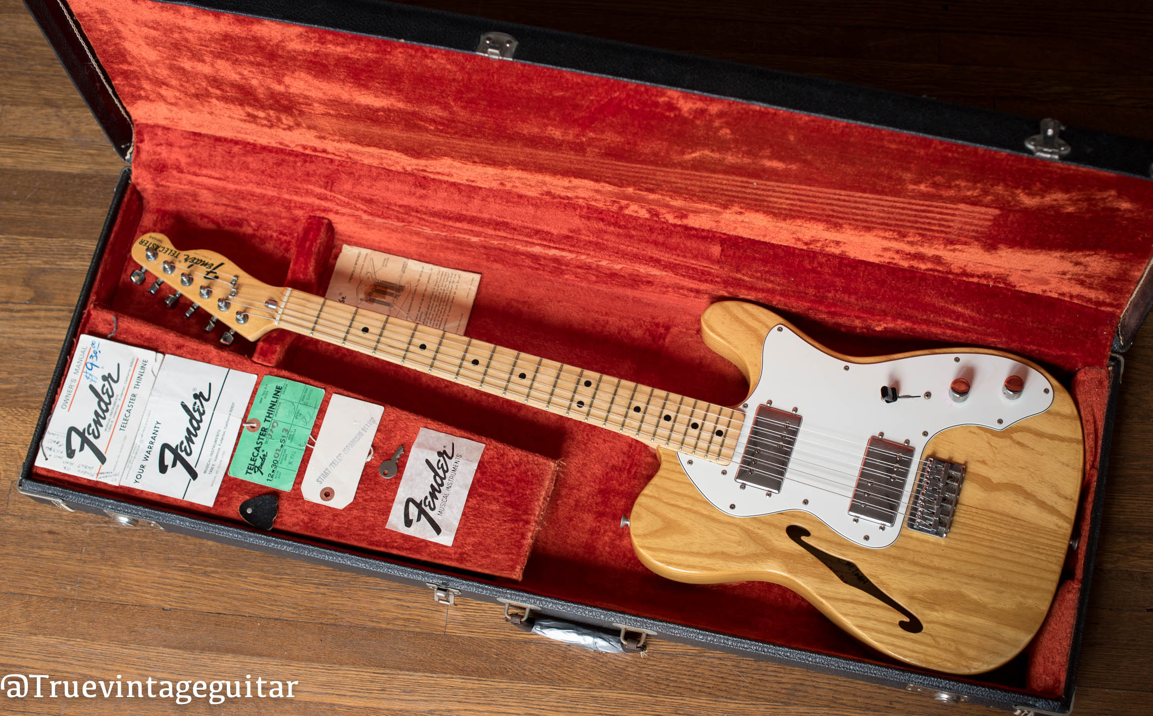 Vintage Fender Telecaster Thinline guitar original case