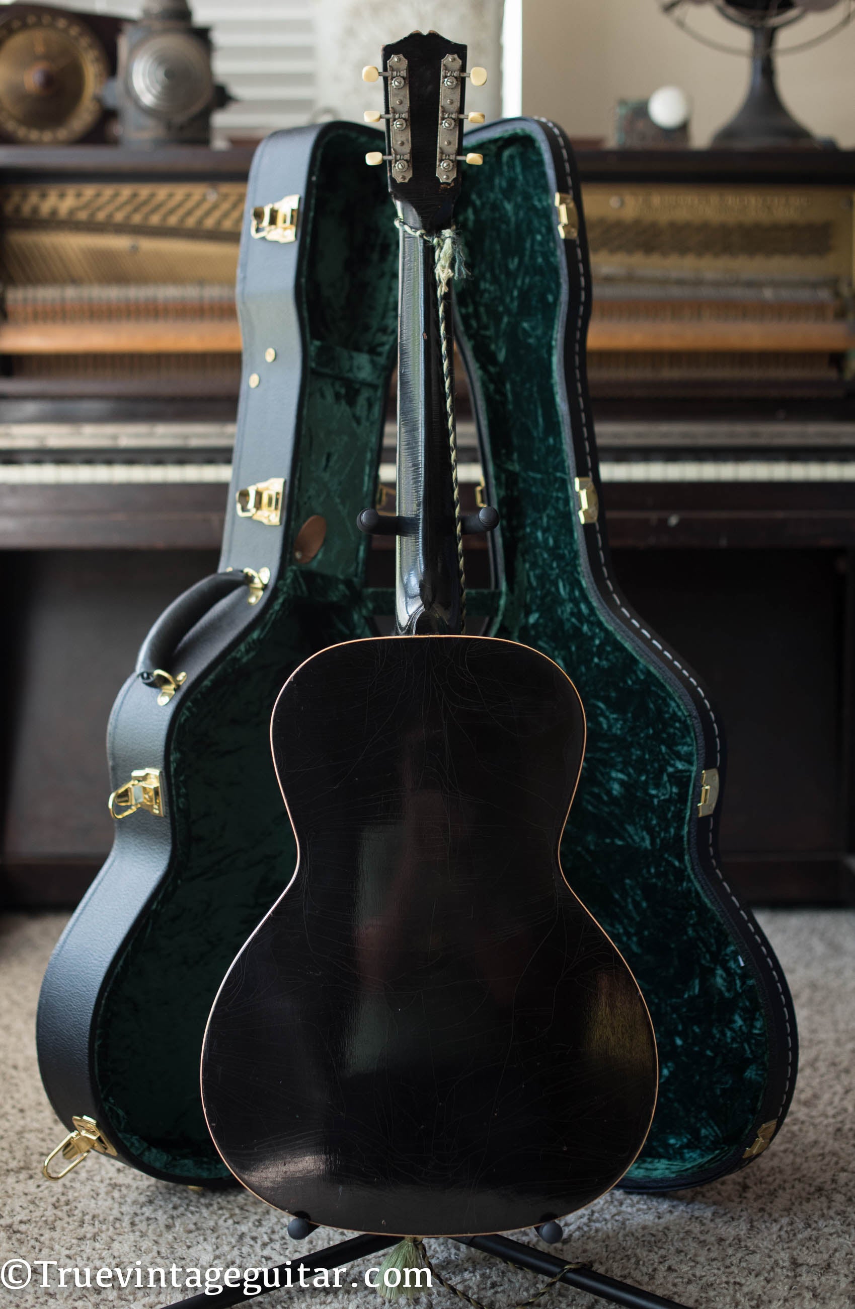 Gibson L-00 acoustic guitar Black 1937