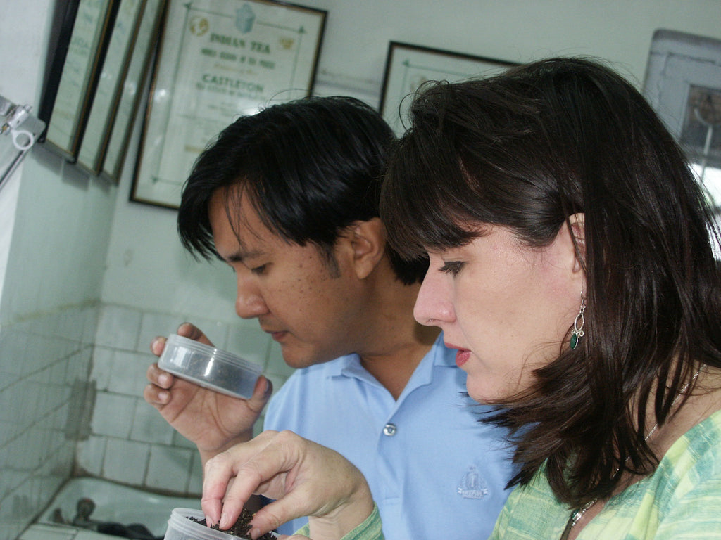 Tasting, Castelon Tea Estate, Darjeeling 2004, Happy Earth Tea 