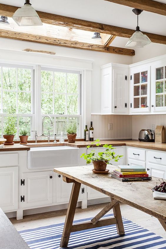 cottage kitchen