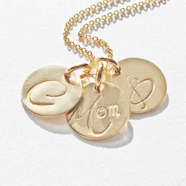 Initial Necklace Canada - Gold Modern Mom Disk Necklace - Piccola Jewelry