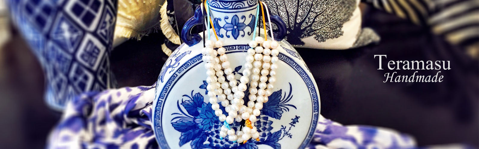 Pearl Choker necklace handmade jewelry by Teramasu
