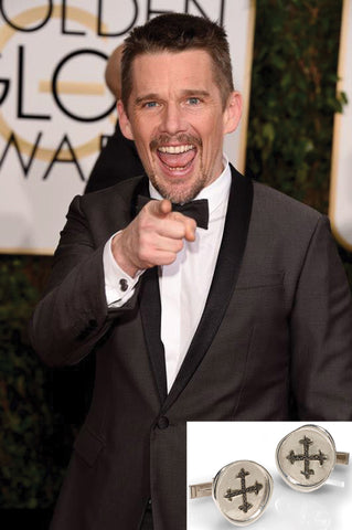 ethan hawke 2015 golden globes cufflinks