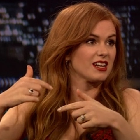 Isla Fisher diamond ring