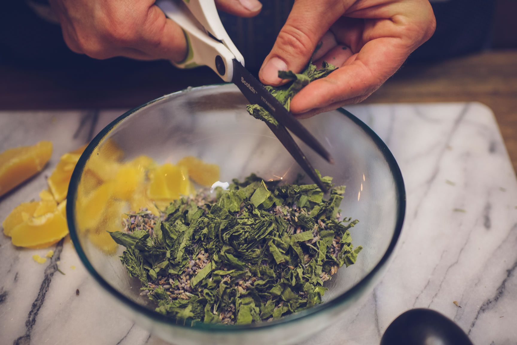 scissor herbs for salve