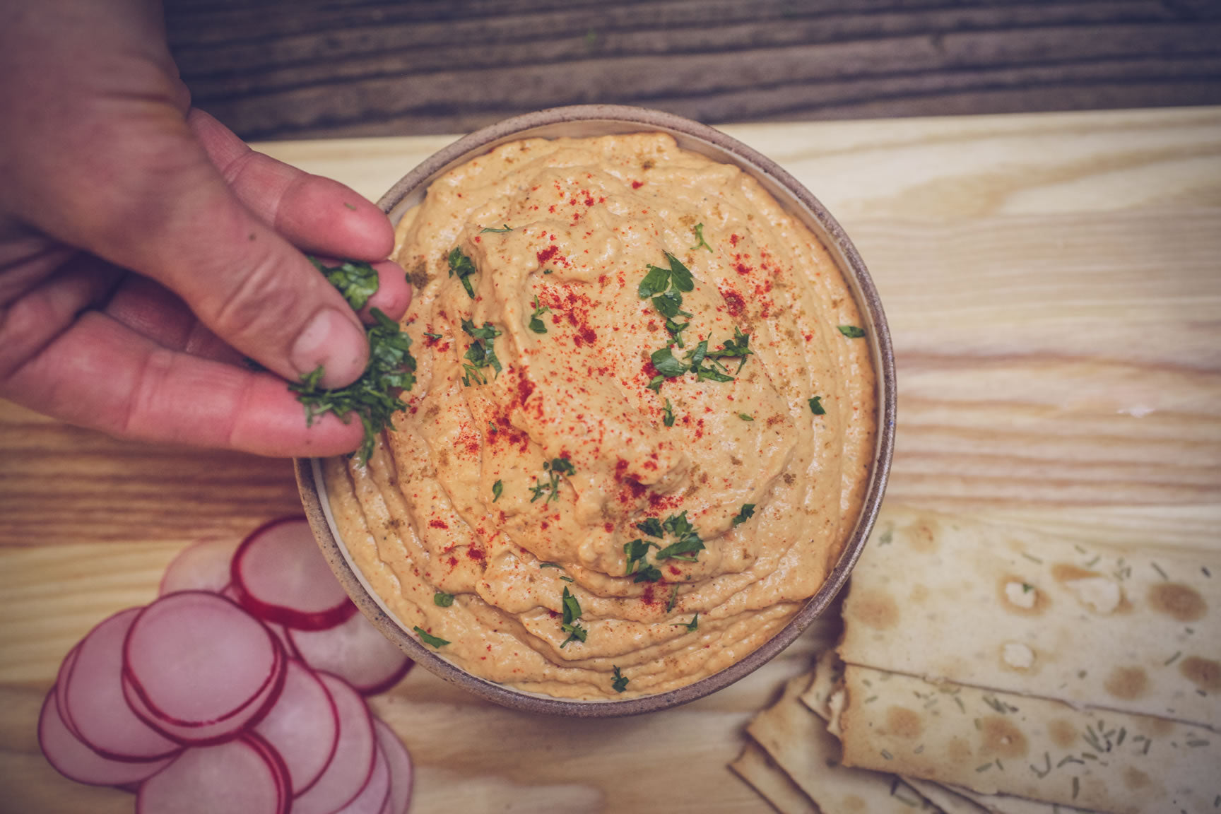 garnish hummus