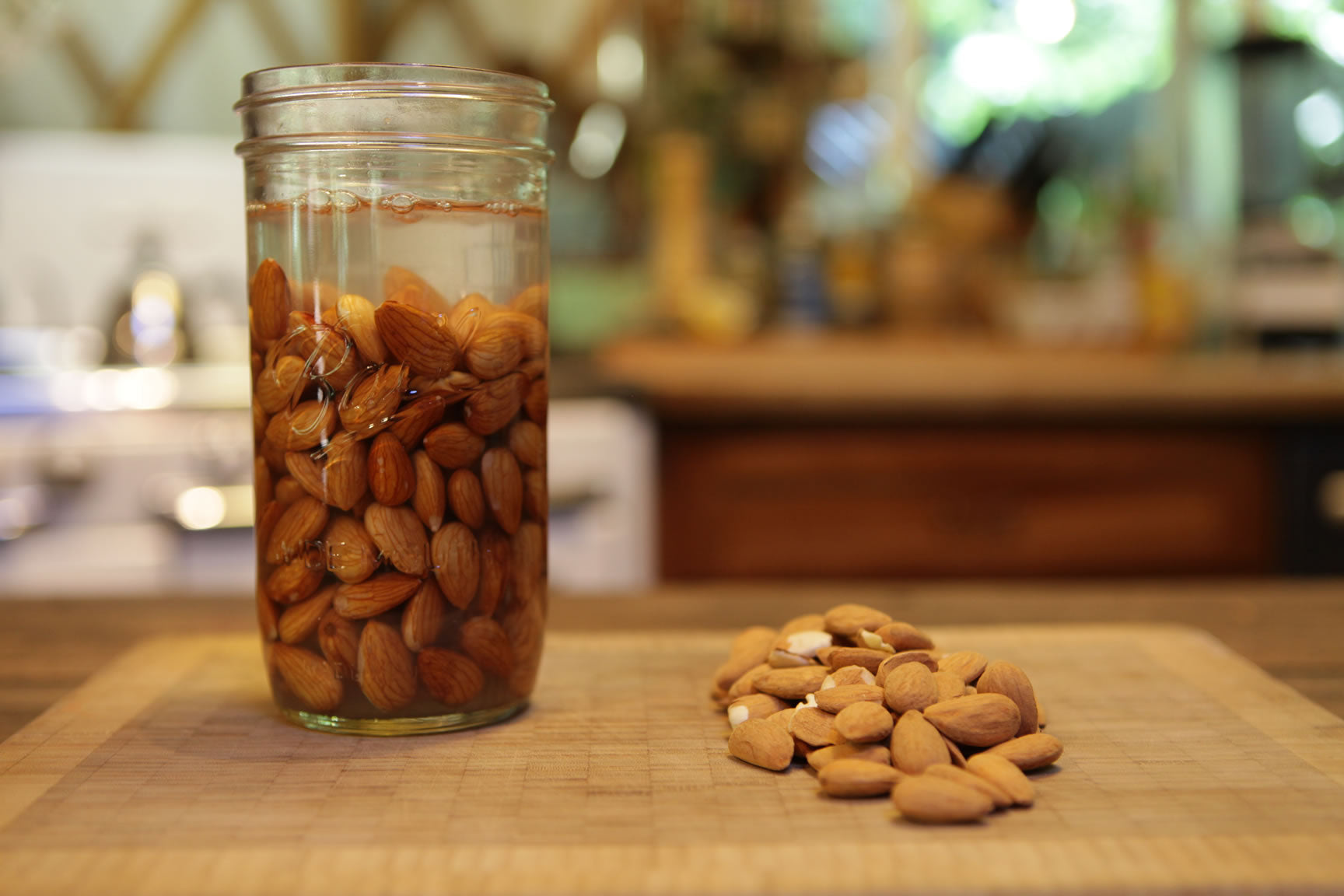 Soaking almonds