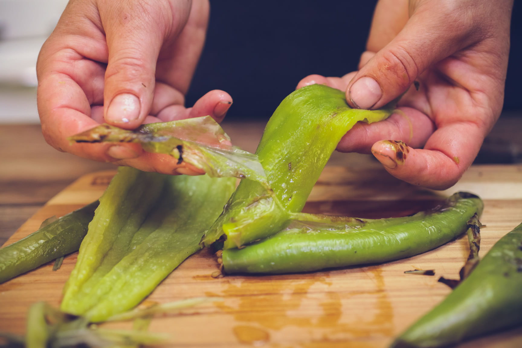 skinning peppers