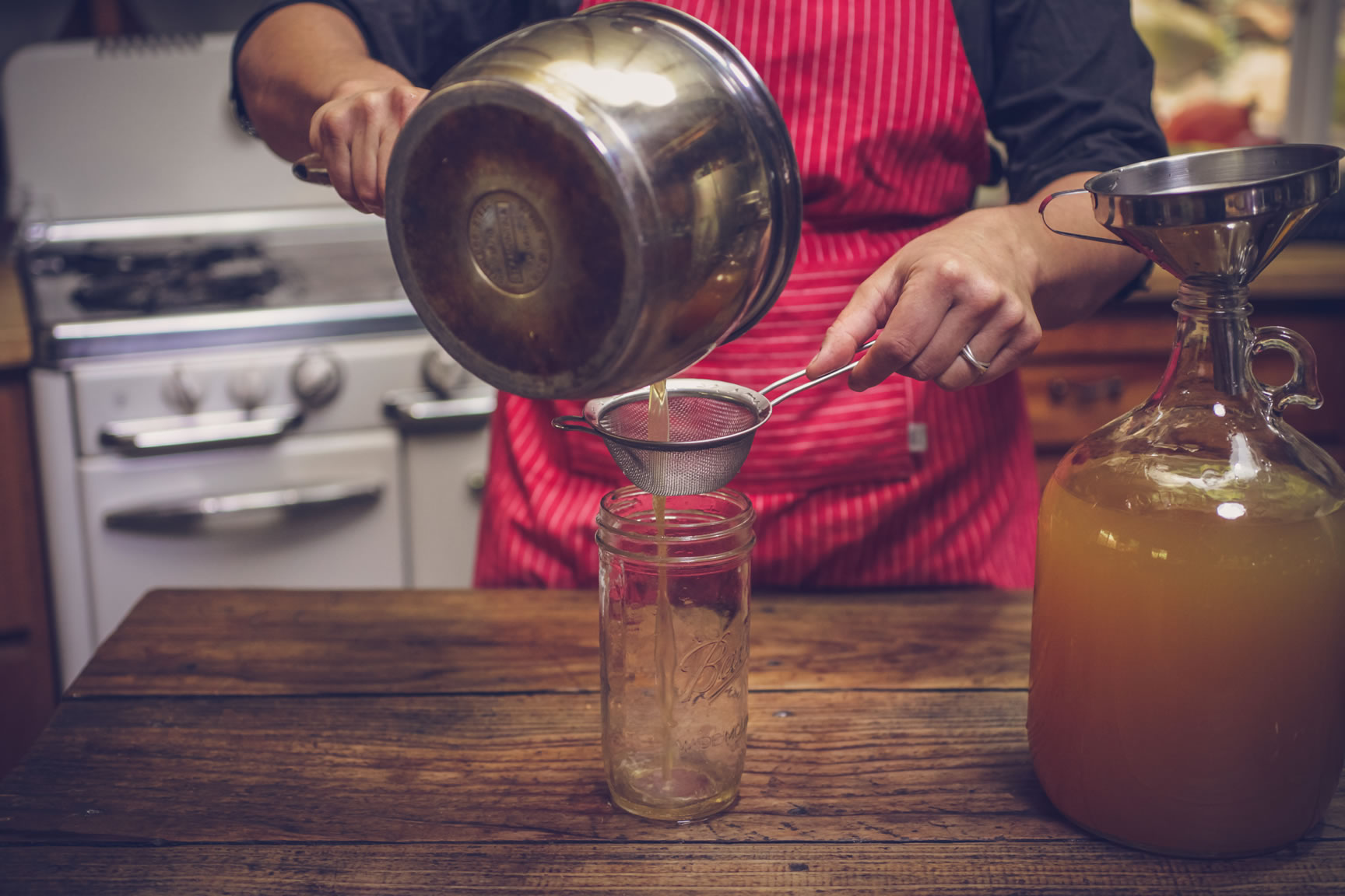 pour into jar