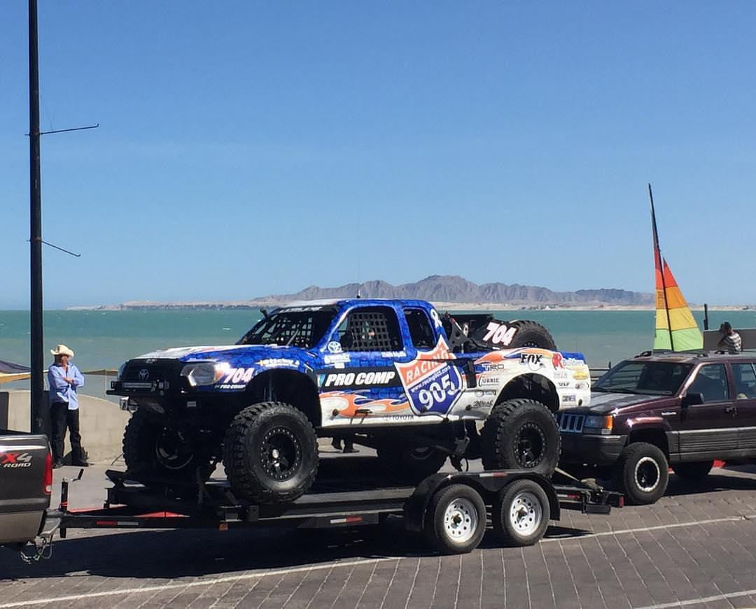 Racing 905 Offroad Trophy Truck