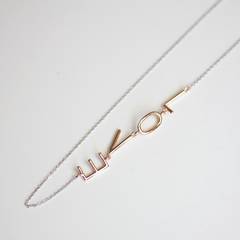 l to v necklace