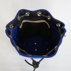 bucket bag, felt bag, zipperbag, blue, studiorowold, rowold, emmer tas, vilt tas, blauw, top view