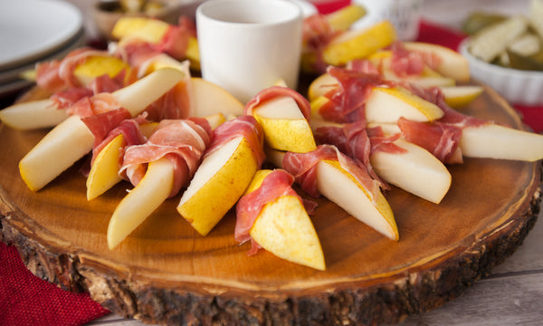 prosciutto wrapped pears