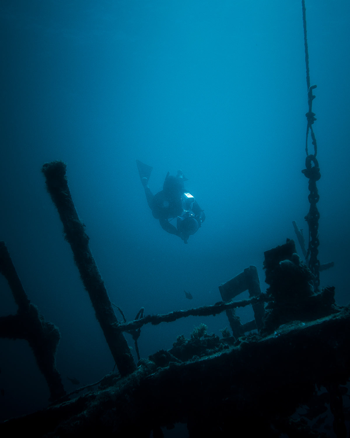 Thurston Photo Diving the HMAS ship wreck with Aquatech and One Ocean International