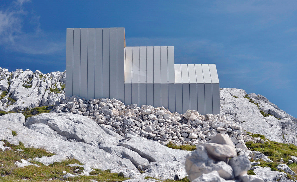 mahabis retreats // the air-lifted slovenian alpine shelter