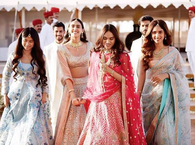 How to be the fashionista bridesmaidđź’“