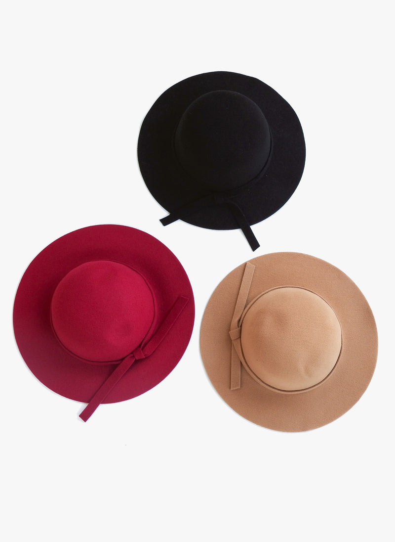 Elizabeth Cate Floppy Hat in Crimson