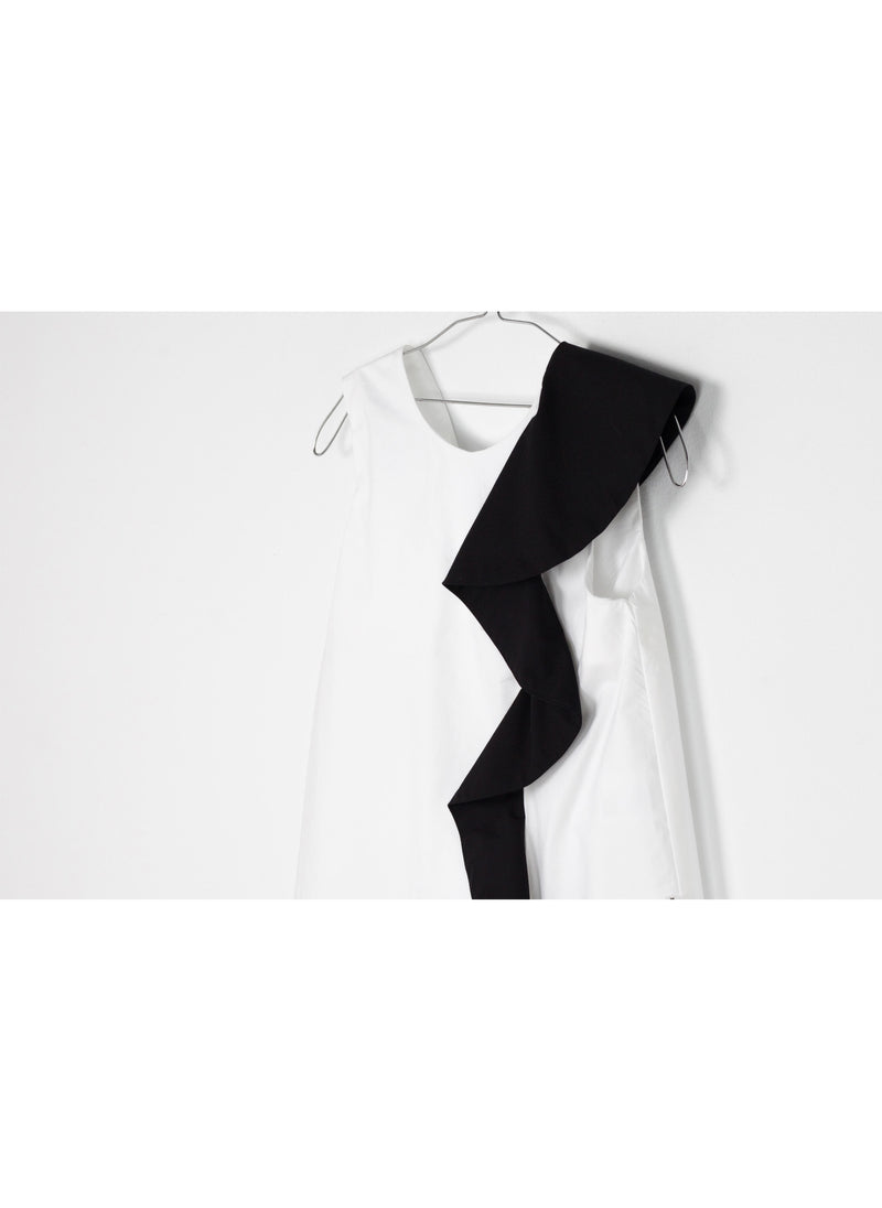 MOTORETA Mariana Blouse in White & Black