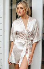 Load image into Gallery viewer, Marise Short Bridal Robe