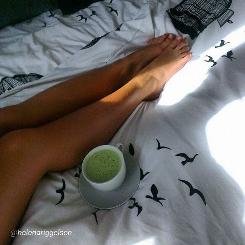 Drinking matcha reduces acid levels in your mouth which is the common cause of bad breath