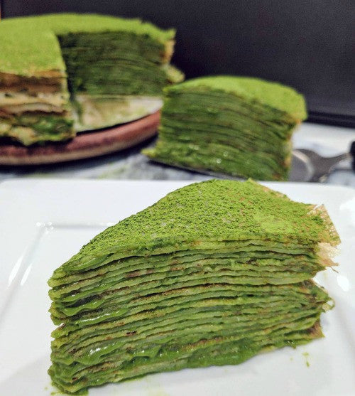 Multiple layers of heavenly and thin matcha green tea crepes, create the giant paradise for any matcha lovers 